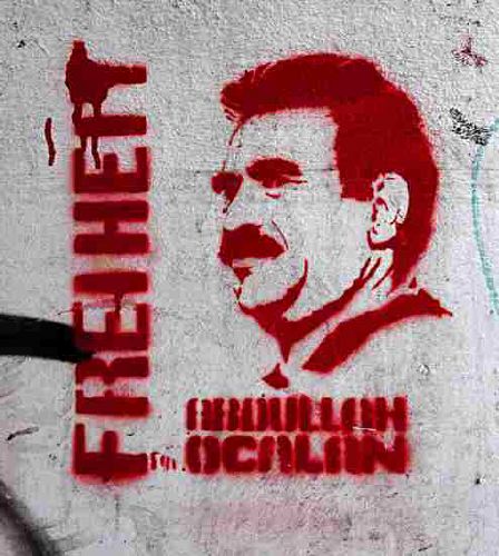 abdullah_oecalan_freiheit_freedom_arbeiterpartei_kurdistans_pkk_demokratischer_konfoederalismus_kurdistan_imrali_island_recep_tayyip_erdogan_tuerkei_turkey_kritisches_netzwerk.jpg