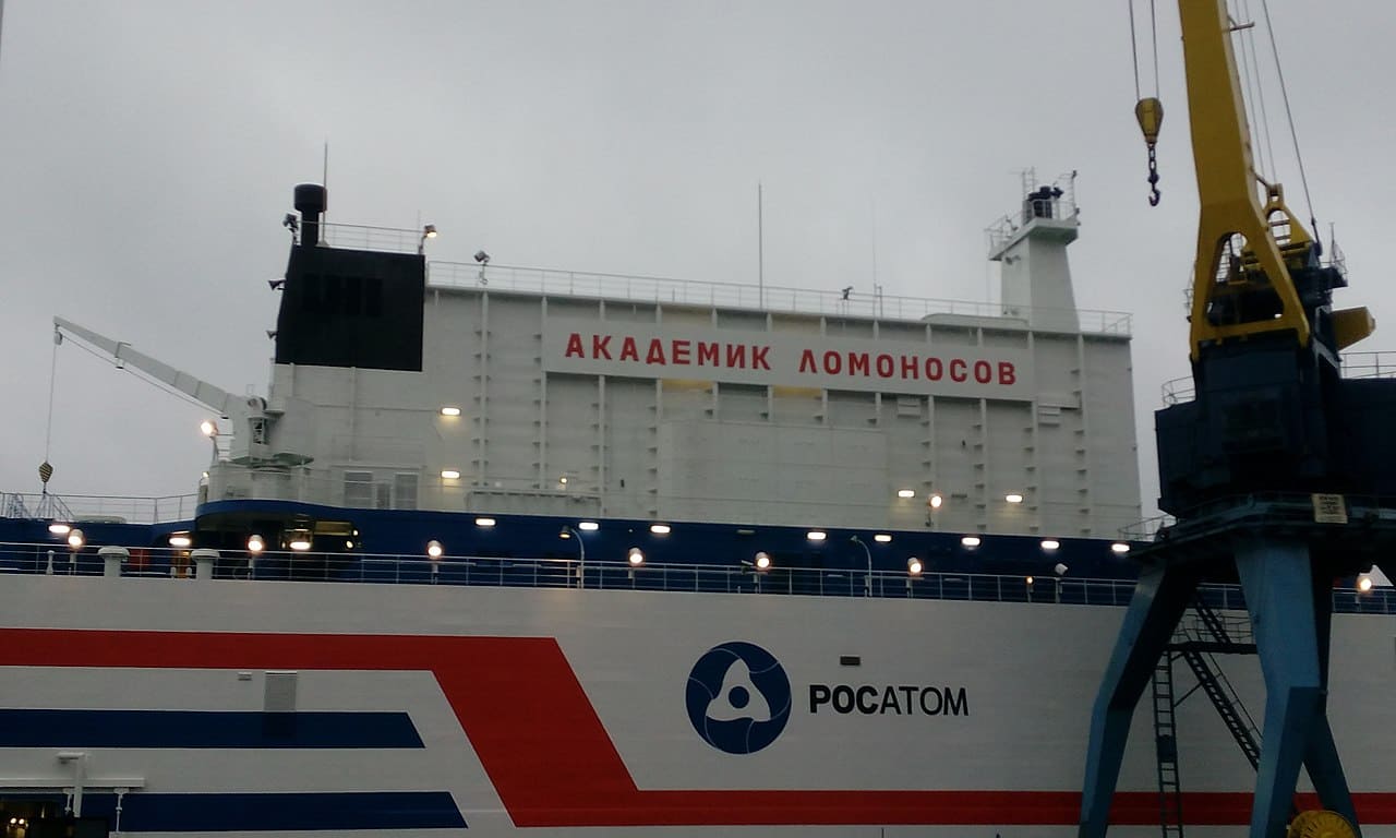 Akademik-Lomonossow-Heizkernkraftwerk-schwimmendes-Kernkraftwerk-Russland-Kritisches-Nertzwerk-Murmansk-KLT-40S-naval-propulsion-reactors-Chukotka-region-peninsula