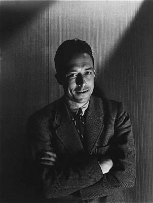 Albert-Camus-Philosophie-des-Absurden-Mythos-des-Sisyphos-Existentialismus-Der-Fremde-Existenz-Algerien-Revolte-Villeblevin-Kritisches-Netzwerk