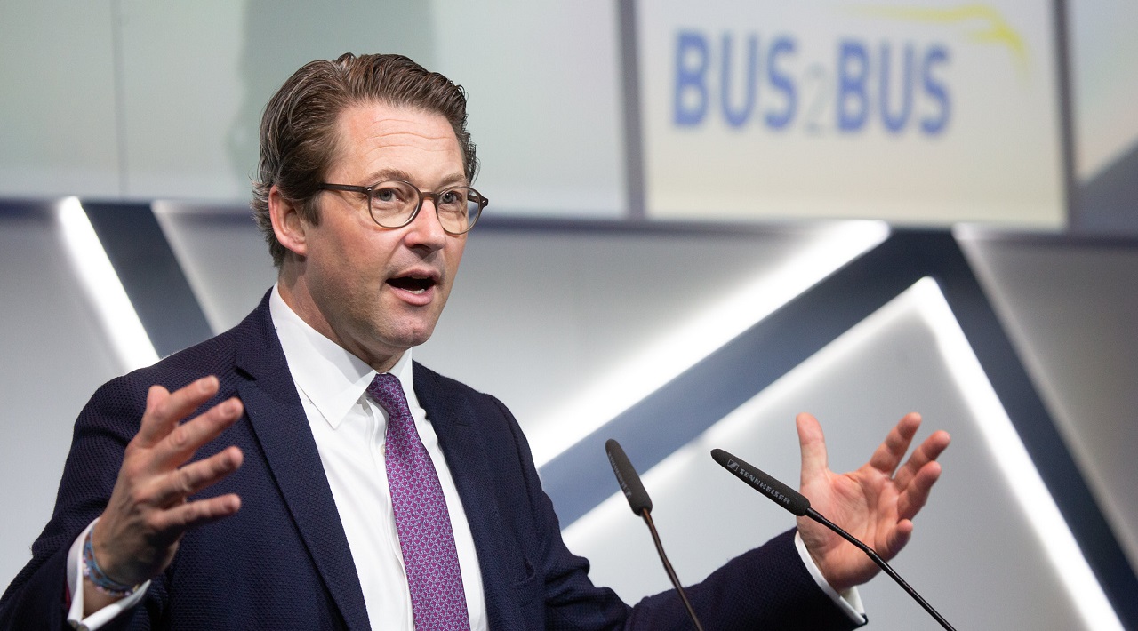 Andreas-Scheuer-CSU-Pkw-Auslaender-Maut-Infrastrukturabgabe-Verkehrsminister-Bundesverkehrsminister-Kritisches-Netzwerk-Elektrofahrzeuge-Elektromobilitaet-Elektrofahrzeuge
