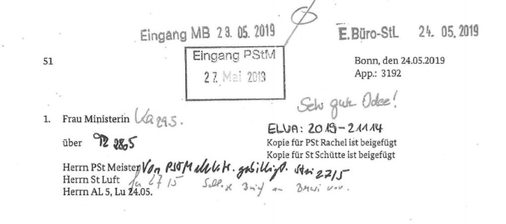Anja-Karliczek-Aktennotiz-Sehr-gute-Idee-Forschungsministerin-BMBF-Batterieforschungszentrum-Foerdermittel-Kritisches-Netzwerk-Ruege-Gleichbehandlungsgrundsatz