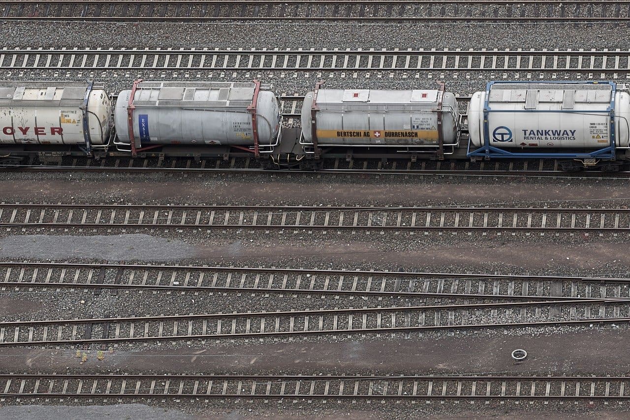 Bahngleise-Gueterwagen-Gueterzugverkehr-Gueterzuege-Bahndebakel-Bahndesaster-Masterplan-Schienenverkehr-Schienengueterverkehr-Kritisches-Netzwerk