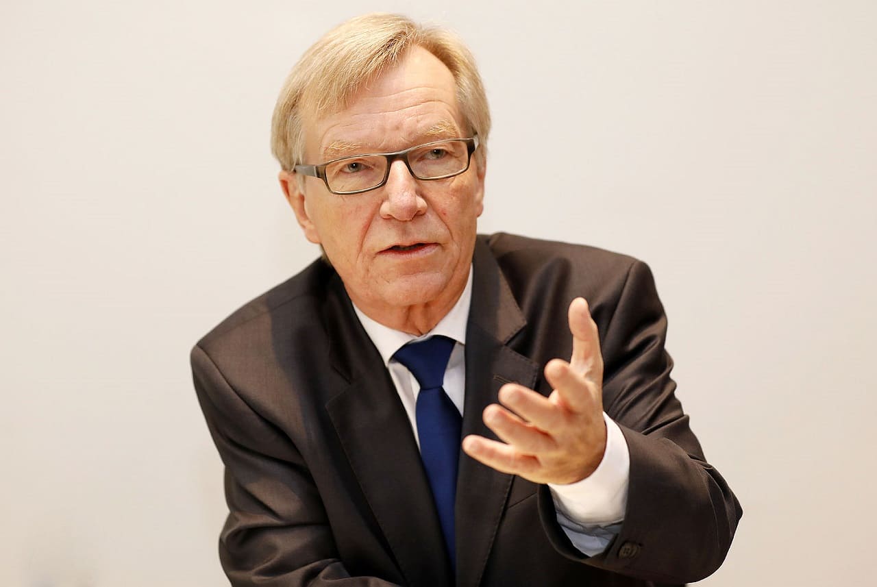 Bernd-Gaebler-Medienwissenschaftler-Otto-Brenner-Stiftung-Kritisches-Netzwerk-Armut-Armutsberichterstattung-mediale-Armutsdarstellung-Fernsehen-Unterschichten