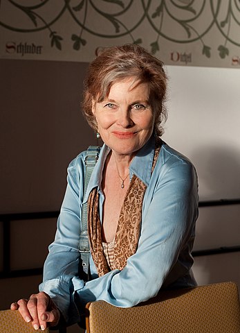 Bettina-Kenter-Goette-Hartz-IV-Armut-Ausgrenzung-Altersarmut-Armutsrente-Ausbeutung-Demuetigung-Kritisches-Netzwerk-Zwangsverarmung-Ueberfluessige-Massenarmut