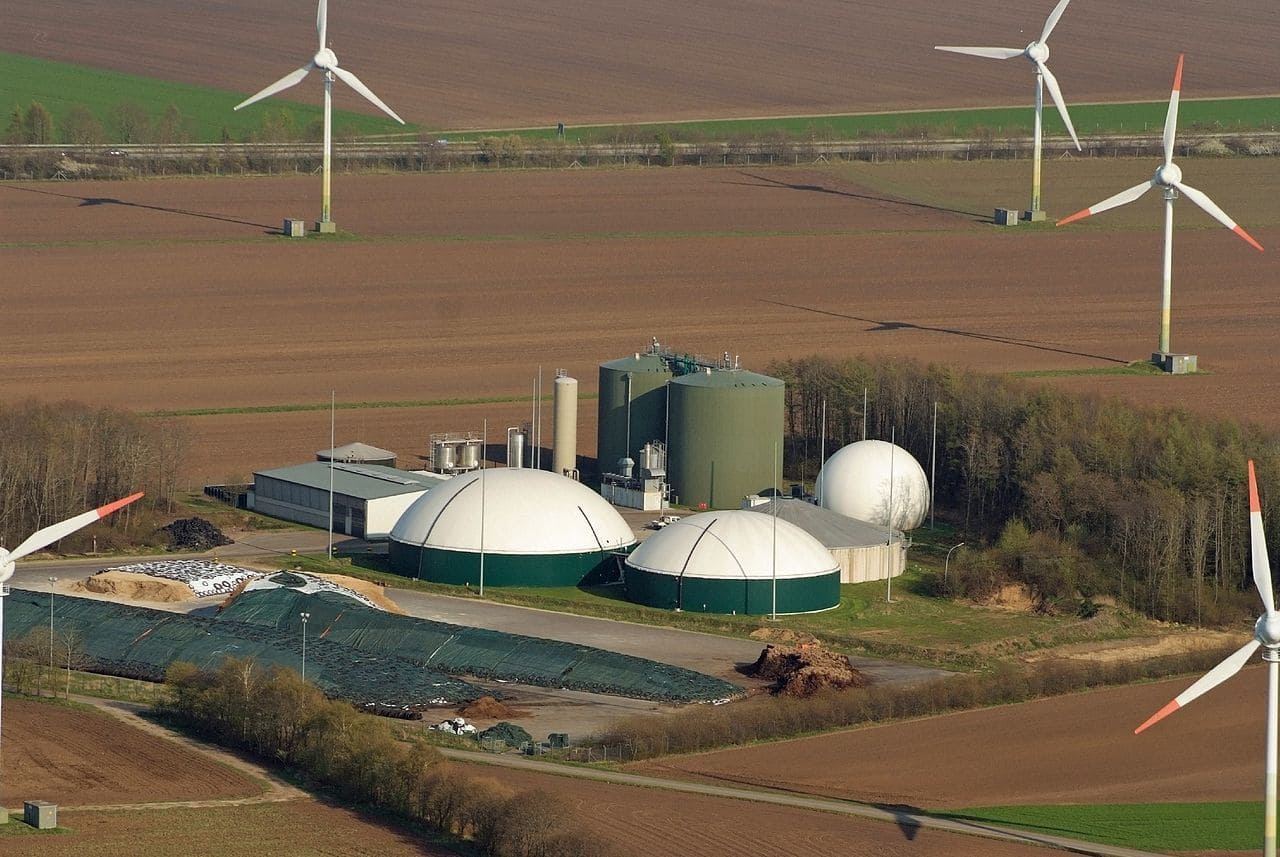 Biogas-Biogasanlage-Gaersubstrat-Biomasse-Bioabfaelle-Kritisches-Netzwerk-Duengeverordnung-Bauernmilliarde-Guelle-Guellelager-Guelleseparierung-Amoniakausgasung
