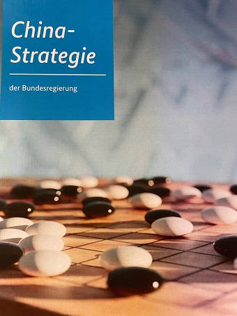 China-Strategie-der-Bundesregierung-2023-Auswaertiges-Amt-Annalena-Baerbock-Chinastrategie-Handelsbeziehungen-Handelspartner-Peking-Hybris-Kritisches-Netzwerk