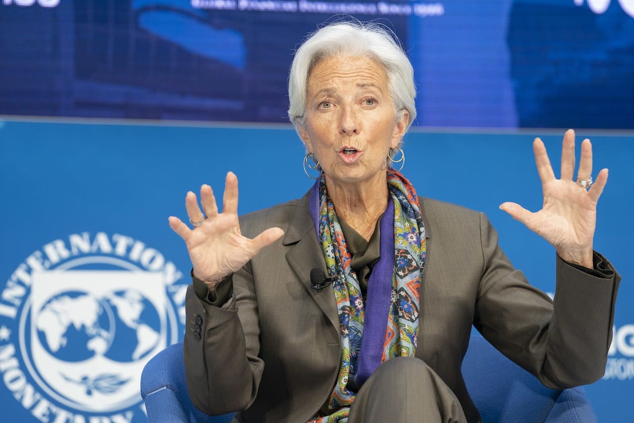 Christine-Lagarde-2-EZB-Chefin-Praesidentin-Europaeische-Zentralbank-Kritisches-Netzwerk-Elitendemokratie-European-Central-Bank-Stilikone-Krisenmanagerin-La-belle-dame