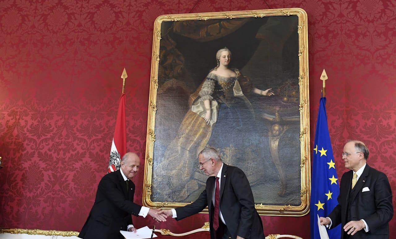 Clemens-Jabloner-Vizekanzler-Oesterreich-BMVRDJ-Justizminister-Justizministerium-Kritisches-Netzwerk-Hans-Kelsen-Institut-Brigitte-Bierlein-Alexander-Van-der-Bellen 