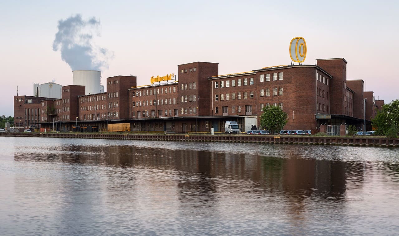 Conti-Continental-Reifenfabrik-Gummiwerke-AG-Stoecken-Hannover-Autoreifen-Reifenhersteller-Kritische-Netzwerk-Automobilzulieferer-Sparkurs-Stellenabbau-Mittellandkanal