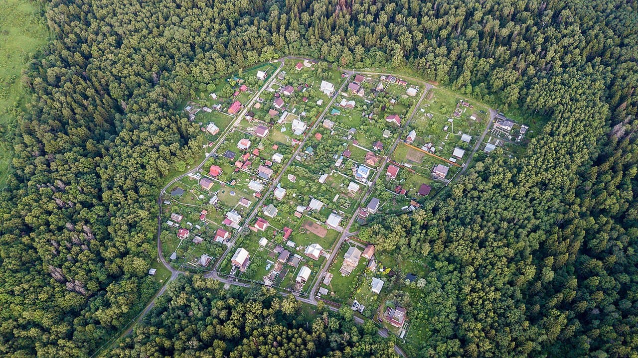 Datscha-Datsche-Zusatzversorgung-Russland-Selbstversorgung-Selbstversorger-Grundversorgung-Selbstversorgungsstrukturen-Ehlers-Kritisches-Netzwerk-Ueberlebensmodell