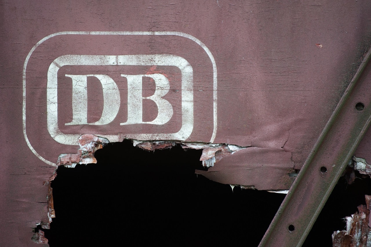 DB_Bahnreform_Deutsche_Bahn_Eisenbahngewerkschaft_EVG_Kritisches_Netzwerk_Komfortstoerungen_Missmanagement_Zugausfall_Zugreisende_Zugverspaetungen_Puenktlichkeit