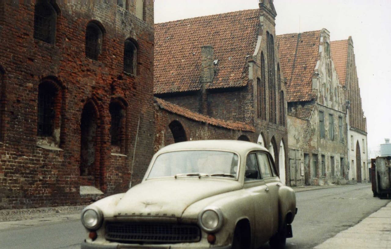 DDR-Wartburg-311-Stralsund-Mangelwirtschaft-Deutsche-Demokratische-Republik-marode-Wirtschaft-Kritisches-Netzwerk-Sozialismus-Mauerfall-Gleichmacherei