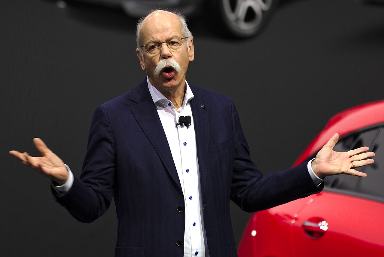 Dieter-Zetsche-Daimler-AG-Mercedes-TUI-AG-Kritisches-Netzwerk-Ruhestandsgeld-Altersbezuege-Bonuszahlungen-Manipulationen-Abgasanlage-Dieselgate-Emissionsbetrug