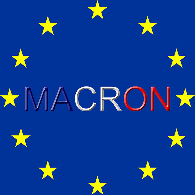 emmanuel_macron_european_union_eu_president_france_en_marche_kritisches_netzwerk_proeuropaeisch_neoliberalismus_neoliberalism_austerity_staatspraesident_peste_ou_cholera_brigitte.jpg