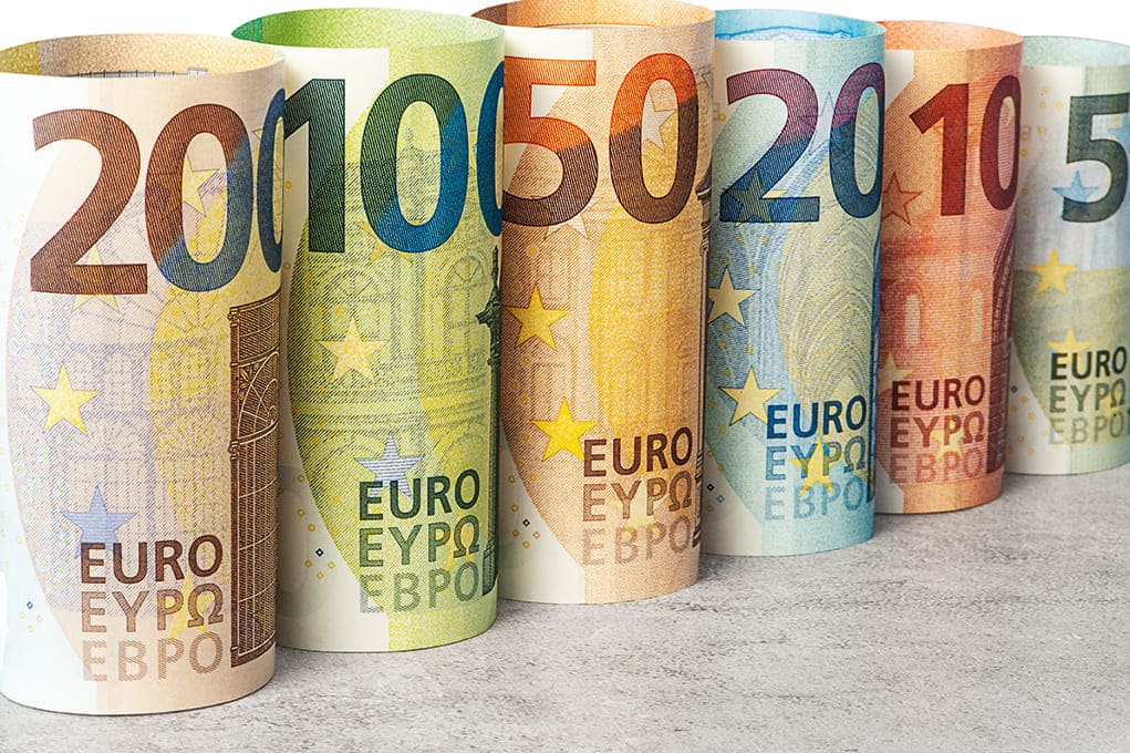 Euro-Banknoten-Europaserie-1-Bargeld-Bargeldlosigkeit-Bargeldnutzung-Bargeldreduzierung-Bargeldsterben-Bargeldverbot-Bargeldverknappung-Kritisches-Netzwerk