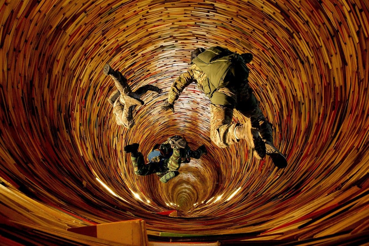 Fallschirmjaeger-Bundeswehr-Luftlandebrigade-Bundeswehr-Bundeswehrauslandseinsaetze-Kritisches-Netzwerk-Fallschirmjaegertruppe-Fallschirmspringer-Auslandseinsaetze