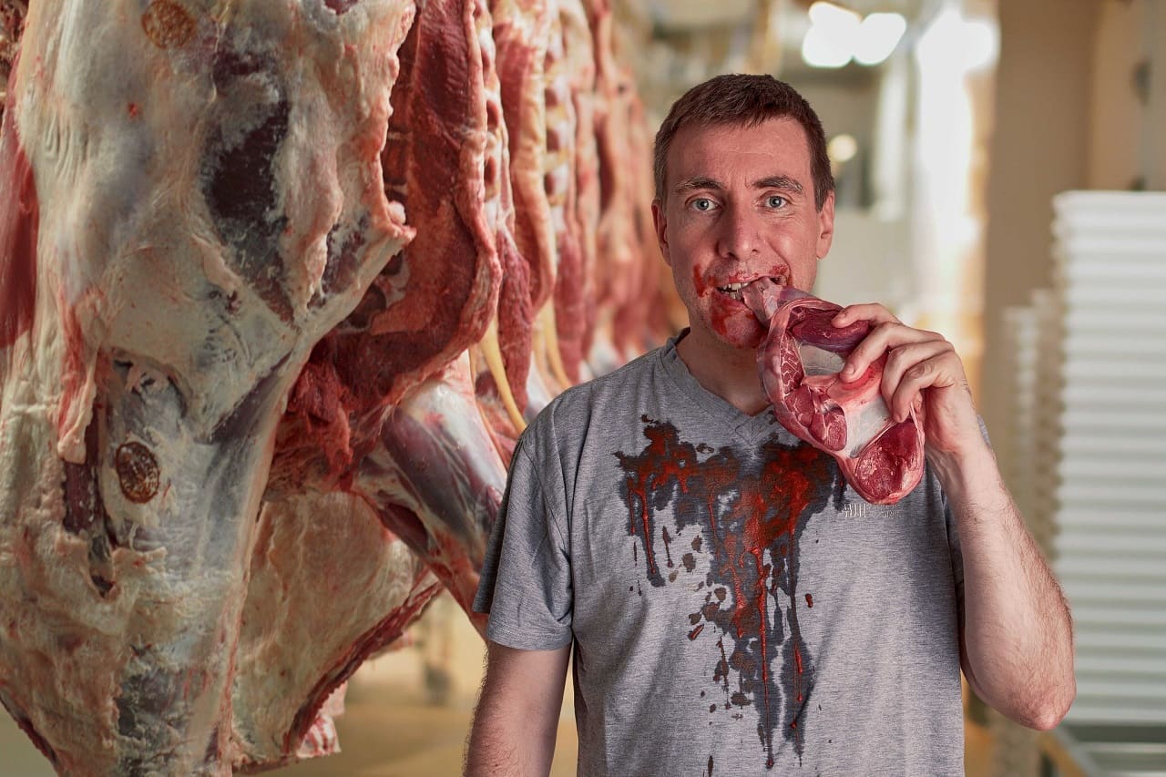 Fleischfresser-Fleischesser-Fleischkonsum-Fleischverbrauch-Fleischatlas-Massentierhaltung-Vegetarier-Veganer-Tierethik-Tierrechte-Grillsaison-Grillzeit-Steakzeit-Tiereiweiss-Tierisches-Eiweiss