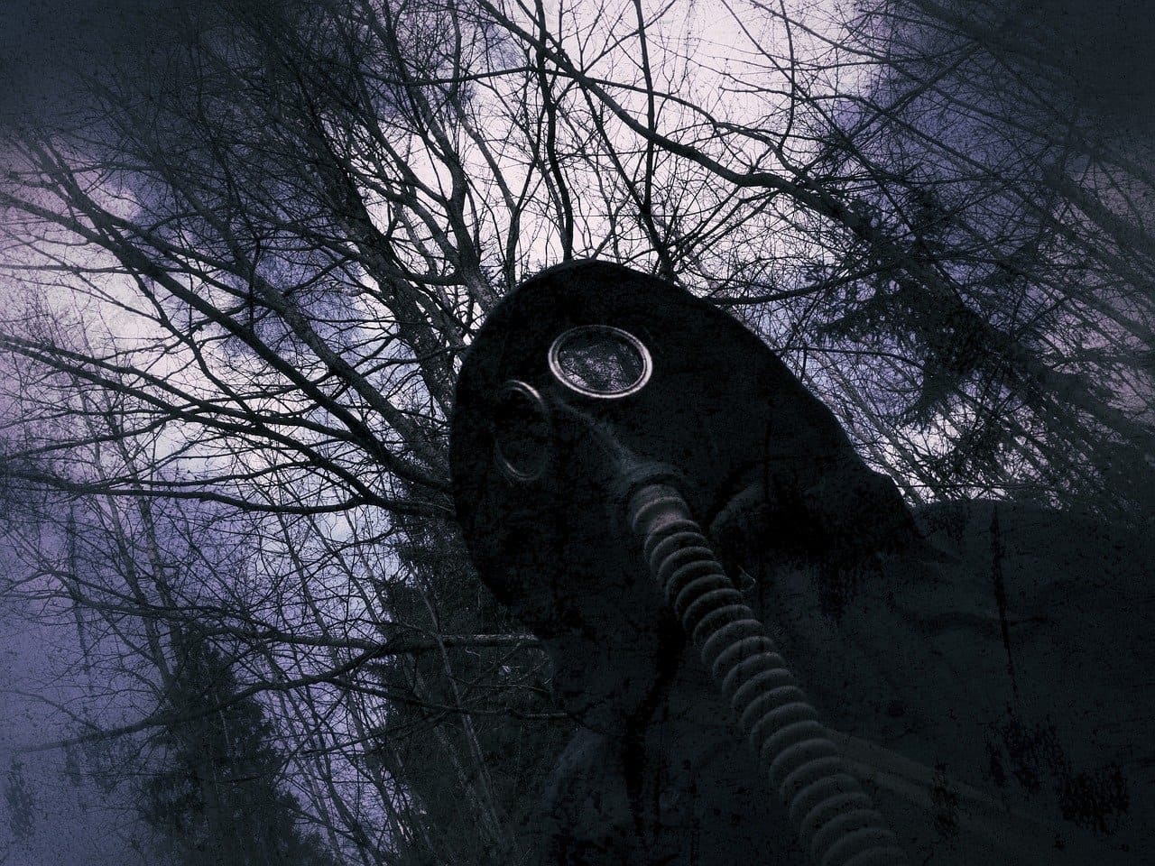 Gasmaske-Beatmungsgeraet-Dystopie-Plandemie-Aengsteschueren-Angstmache-Angstmacherei-Angststoerung-Kritisches-Netzwerk-Maskenpsychose-Maskenterror-Mimik