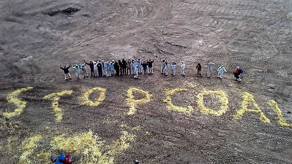 hambacher_forst_stop_coal_kohleausstieg_kohlekraftwerk_waldrodungen_waldbesetzung_rheinisches_braunkohlerevier_tagebau_hambach_kritisches_netzwerk_braunkohle_braunkohleabbau.jpg