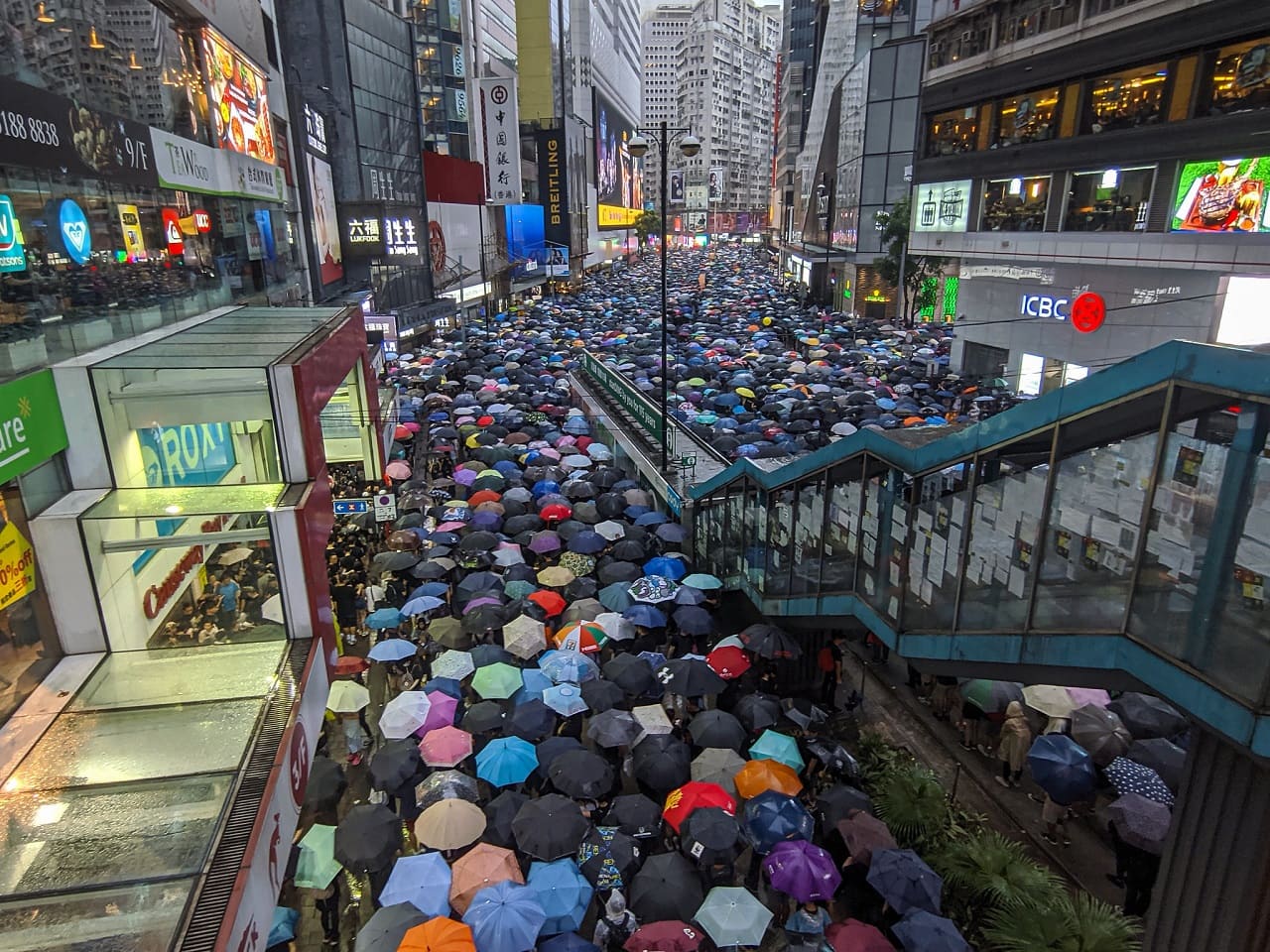 Hongkong-Auslieferungsgesetz-Buergerbekaempfung-Buegerproteste-Carrie-Lam-China-Kritisches-Netzwerk-Civil-Human-Rights-Front-Demokratieaktivisten-Volksaufstand