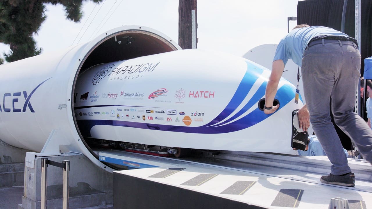 Hyperloop-​SpaceX-Technologie-Elon-Musk-Hochgeschwindigkeitsbahn-Hochgeschwindigkeitsverkehr-Hochgeschwindigkeitsverkehrssystem-Kritisches-Netzwerk-Mobilitaet