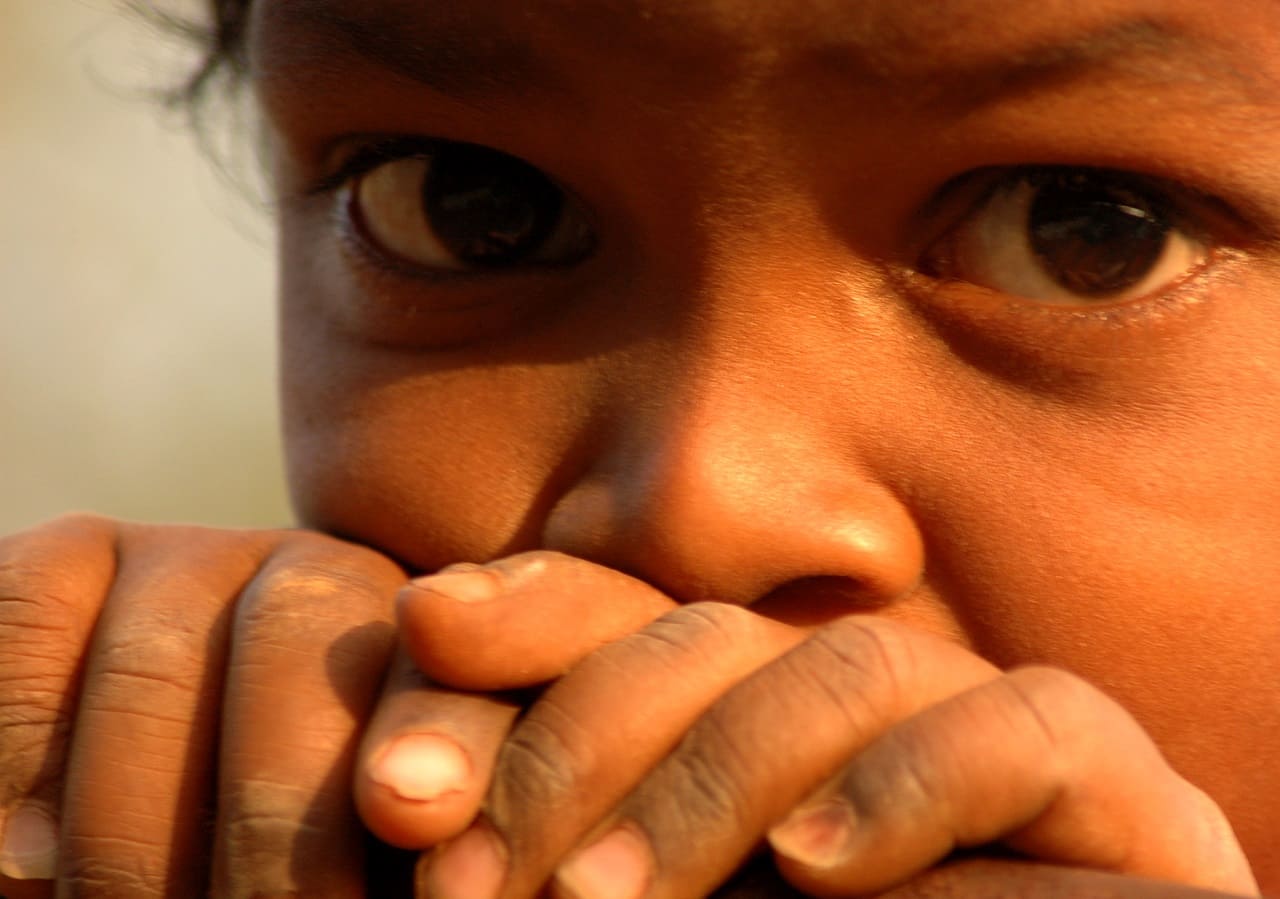 Indien-Kindersterblichkeit-infant-mortality-rate-Sterblichkeit-Sterblichkeitsrate-malnutrition-undernourishment-Scheduled-Castes-Tribes-Kritisches-Netzwerk-Mangelernaehrung