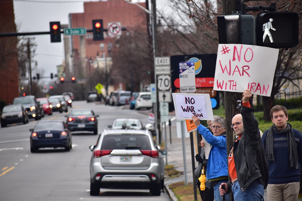 Iran-protesters-activists-peace-movement-Durham-Friedensbewegung-Kritisches-Netzwerk-Teheran-Tehran-Massenproteste-United-States-of-America-war-crimes-criminals
