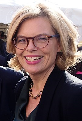 Julia-Kloeckner-CDU-Landwirtschaft-Wahlbeeinflussung-Parteispenden-Parteispendenskandal-Kritisches-Netzwerk-Handpuppe-Auslandsspenden-Strohleute-Stueckelspenden-Integritaet