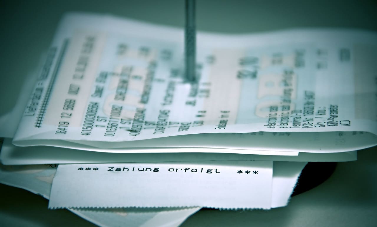 Kassenbon-Zettelspiess-Quittung-Quittungsbeleg-Papierbons-Papiermuell-KassenSichV-Kritisches-Netzwerk-Bonpflicht-Bisphenol-A-S-elektronische-Belegerteilung