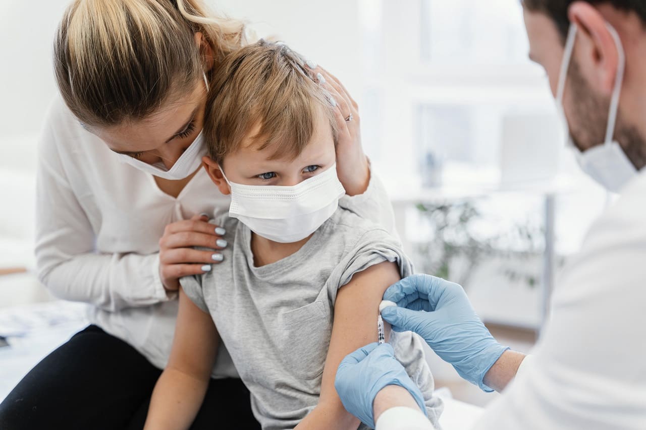 Kinderimpfung-Kinderinjektion-Kindeswohlgefaehrdung-Kindeswohlzerstoerung-Kindheitserlebnisse-Kindheitstrauma-Kritisches-Netzwerk-Kinderprobanten-Impffolgen