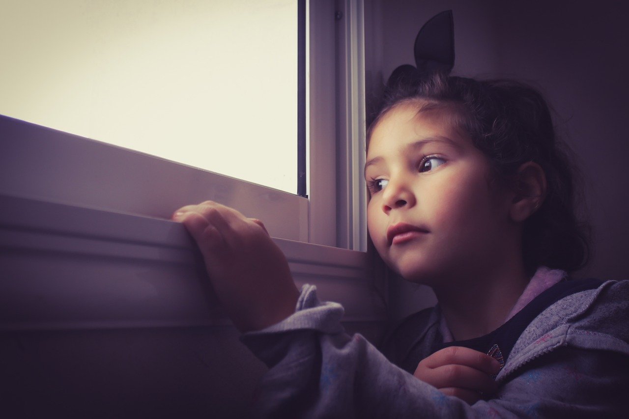 Kindertraeume-Kindersehnsuechte-Kinderpsyche-Traurigkeit-Seelenschmerz-Kinderaengste-Kinderseele-Kindeswohl-Kritisches-Netzwerk-Elternpflichten-Elternverantwortung