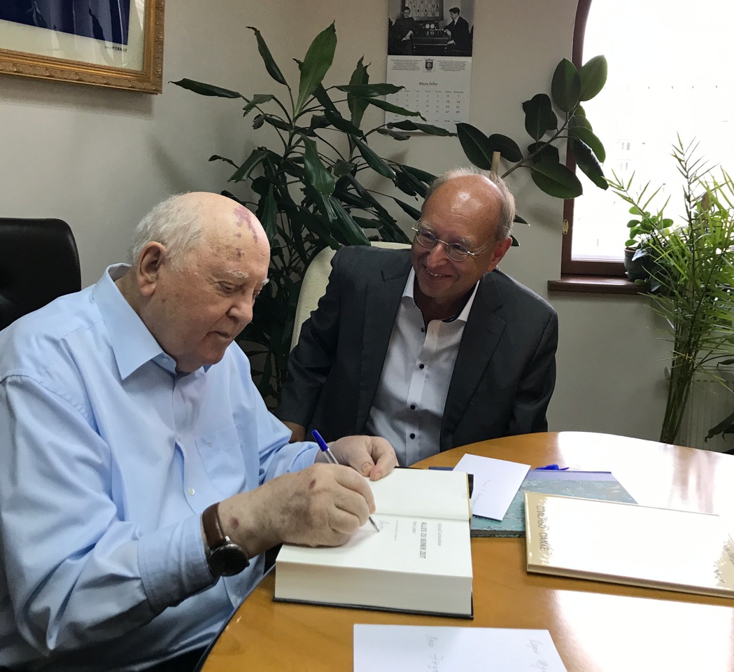 Leo-Ensel-Michail-Sergejewitsch-Gorbatschow-Mikhail-Gorbachev-Gorbatschowianer-Brueckenbauer-Deeskalation-Deeskalationspolitik-Kritisches-Netzwerk-Russland