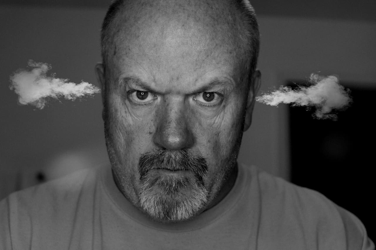 Madness_Wahnsinn_Verzweiflung_Wahnvorstellungen_Wahnwelten_Irrsinn_Schizophrenie_psychische_Stoerungen_Psychopathologie_Verruecktheit_Kritisches-Netzwerk