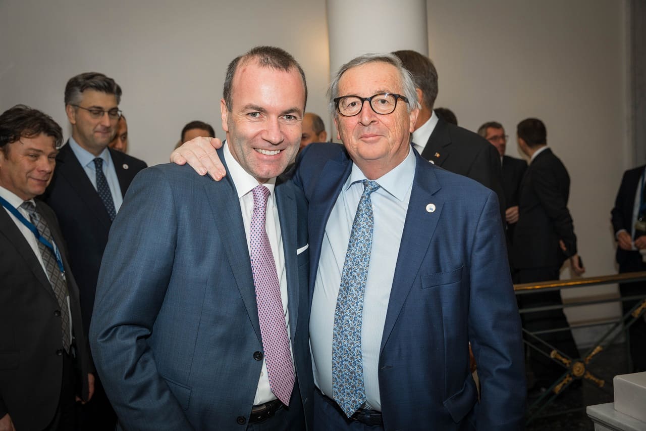 Manfred-Weber-Jean-Claude-Juncker-EPP-CSU-Kritisches-Netzwerk-Putinhasser-Antirussismus-Russenfeindlichkeit-Russophobie-Russenfresser-Europaparlament-Europawahlen-Agitation