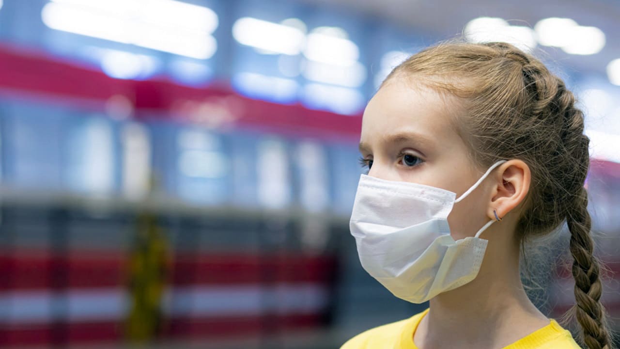 Maskenzwang-Kinder-Seelenleben-seelische-Folter-Spaetfolgen-Isolation-Trauma-Psychoterror-Maskenpflicht-Coronavirus-Covid-Kritisches-Netzwerk-Angststoerungen