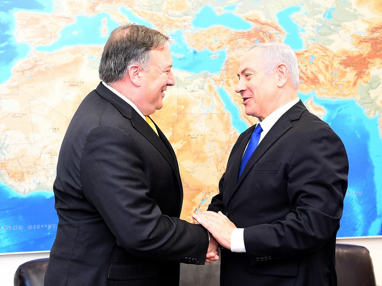 Mike_Pompeo_Benjamin_Bibi_Netanjahu_Netanyahu_CIA_Kritisches_Netzwerk_Israel_christliche_Zionisten_Zionismus_evangelikale_Christen_Likud_Religionspopulismus_Rechtpopulismus