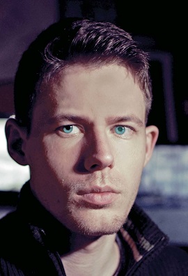 Nicolas-Riedl-Rubikon-Kritisches-Netzwerk-heutige-Jugend-Jugendentwicklung-Jugendentwurzelung