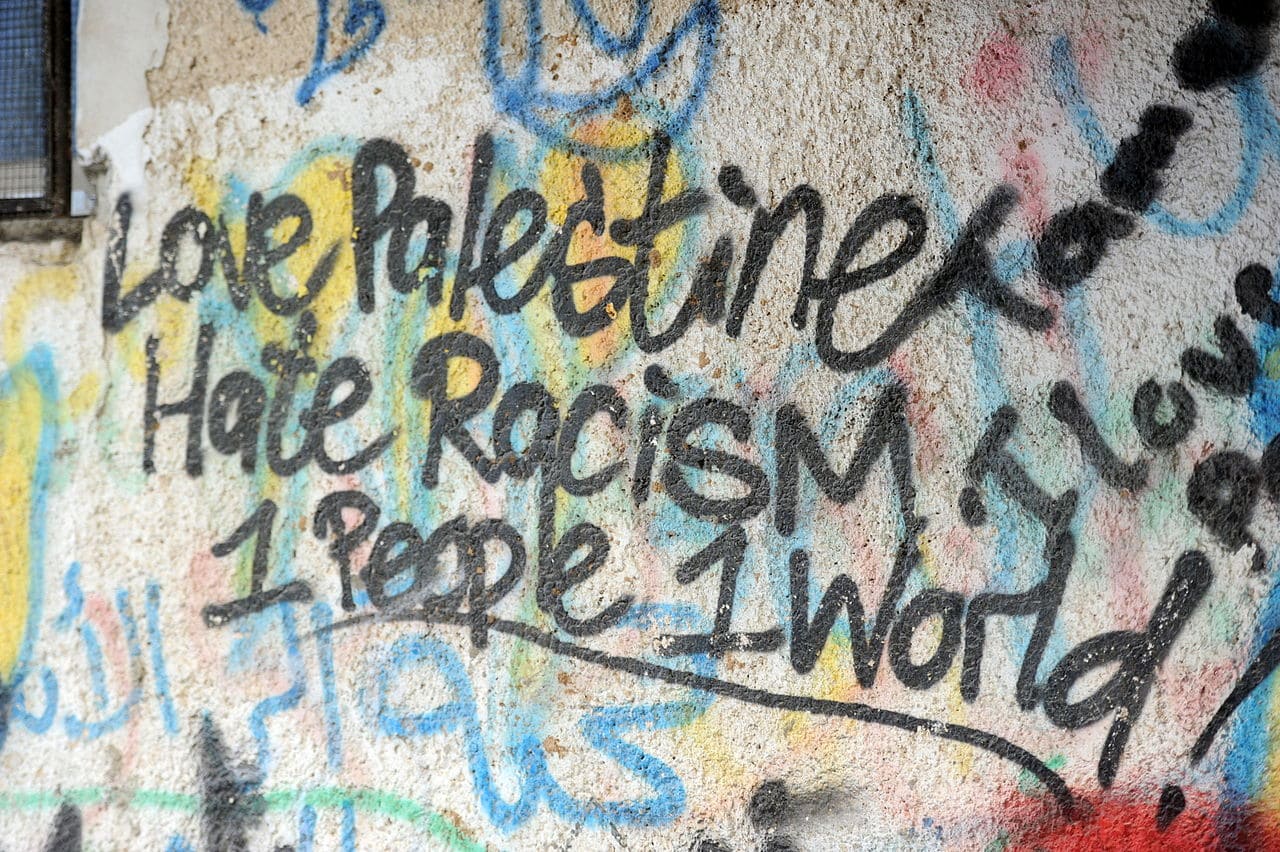 Palaestina-Love-Palestine-Hate-racism-Rassismus-Kritisches-Netzwerk-Gazastreifen-Zionismus-zionism-Apartheid-Apartheidpolitik-Apartheidstaat-Benjamin-Netanjahu-Israel