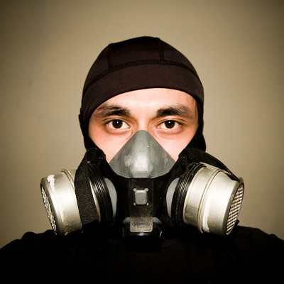 Corona-Coronavirus-Atemschutzmaske-Massenhysterie-Stresstest-Sicherheitsabstand-Infektionsschutz-Demokratur-Ausnahmezustand-Notstand-Virus-Pandemie