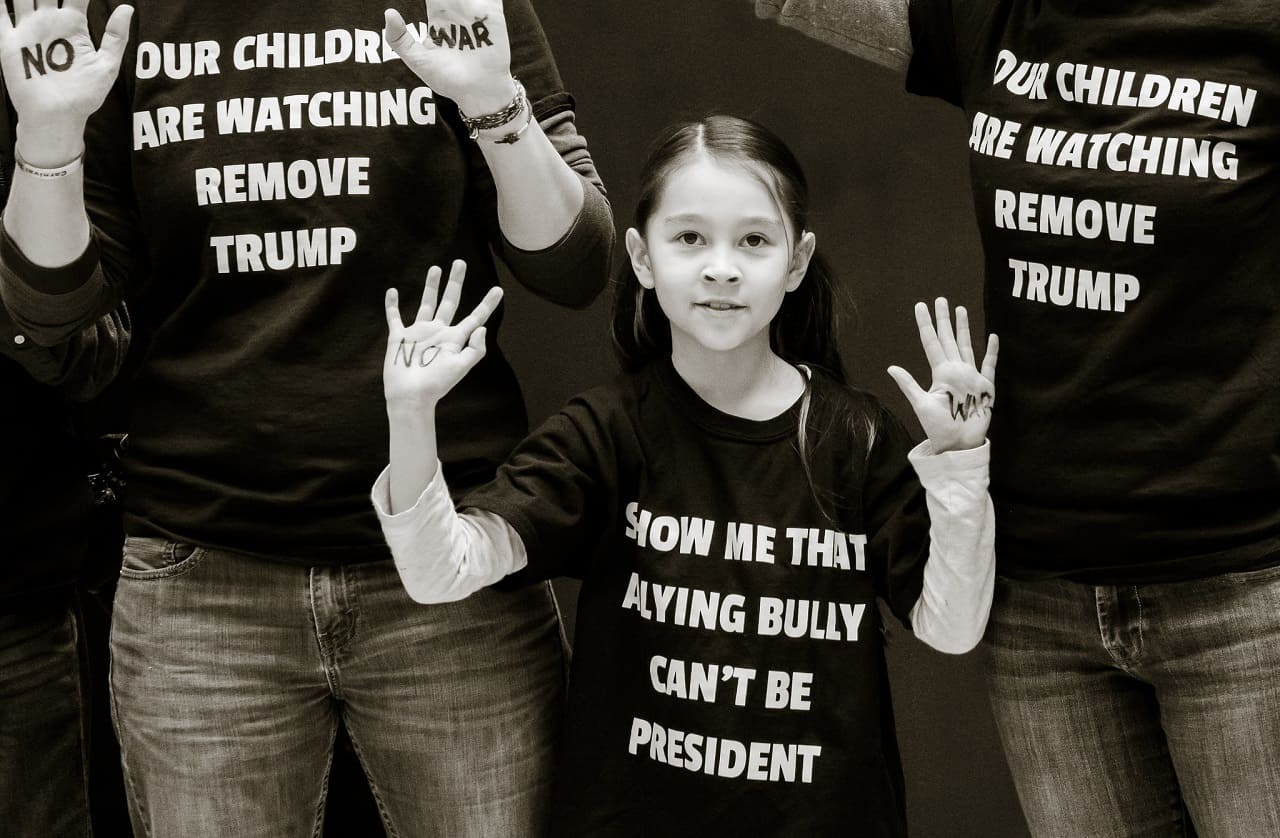 Remove-Donald-Trump-warmonger-facist-racist-warmonger-Kriegstreiber-Toetungsbefehl-Killing-order-death-list-Todesliste-Kritisches-Netzwerk-gezielte-Ermordung-Toetung