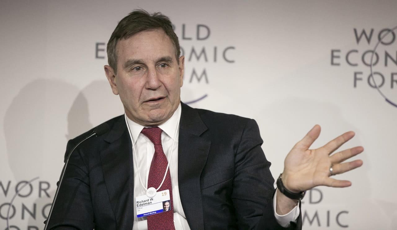 Richard_Winston_Edelman_Kommunikationsagentur_politische_Einflussnahme_Propagandamaschine_Vertrauensbarometer_Zonenueberflutung_Trust_Barometer_Kritisches-Netzwerk