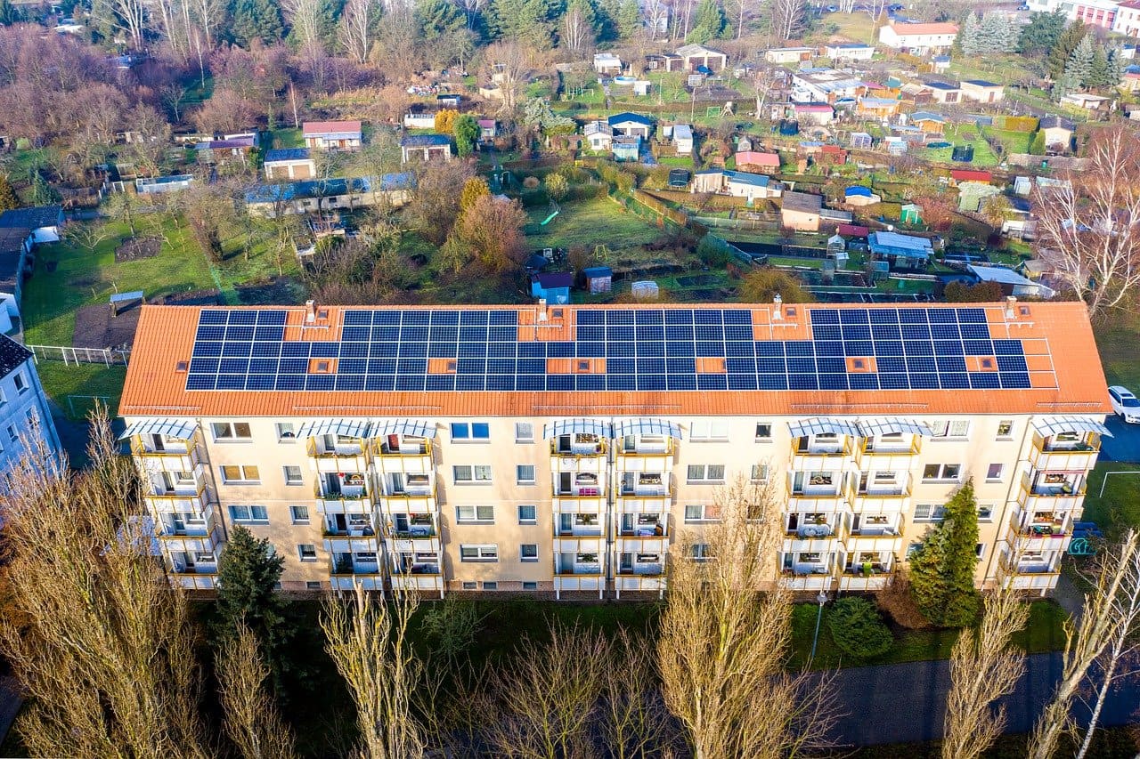 Solarenergie-Solarimo-Solarstrom-Sonnenenergie-Stromverbrauch-Photovoltaikanlagen-Kritisches-Netzwerk-erneuerbare-Energien-Energiebedarf-Energiewende