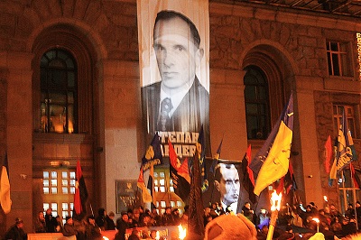 Stepan_Bandera_Ukrostan_Ukronazi_Ukraine_Faschist_Faschismus_Massenmoerder_Nazi_Nazikollaborateur_OUN_Banderisten_Ultranationalist_Lviv_Lemberg_Kritisches-Netzwerk