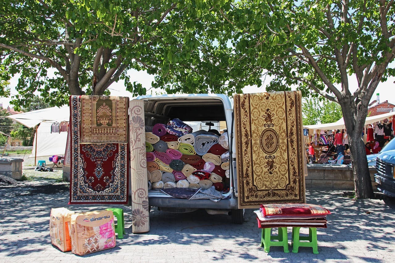 Teppichhaendler_Teppichhaendlerniveau_Orientteppiche_Fantasiepreise_Preisschacherei_Verhandlungsgeschick_Verhandlungsstrategie_Kritisches-Netzwerk