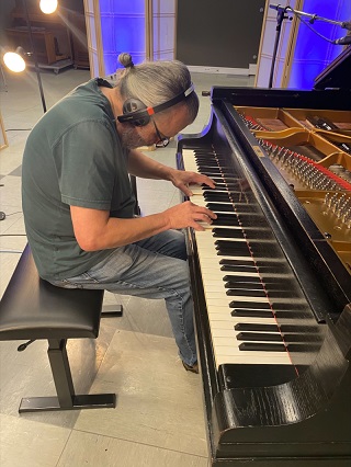 Thomas_Eblen_Ditzingen_Heimerdingen_Dichterseele_Spiralen_im_Luftgespraech_Kuenstler_Isolierstation_Sehnsuchtsort_Tagtraum_Aussenwelt_Innwelt_Kritisches-Netzwerk