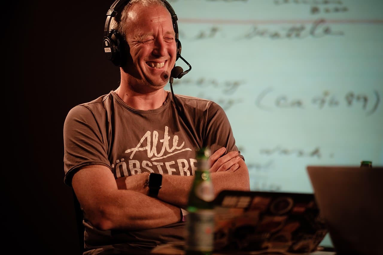 Tim-Francis-Pritlove-Podcaster-Forschergeist-Raumzeit-Stifterverband-Kritisches-Netzwerk-Podcast-Zeiss-Planetarium-Logbuch-Netzpolitik