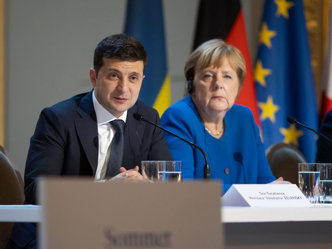 Volodymyr-Zelensky-Zelenskyy-Wolodymyr-Selenskyj-Angela-Merkel-Kritisches-Netzwerk-Ukraine-Normandie-Gipfel-Format-Russland-Ukraine-Oblast-Donezk-Luhansk-Ostukraine