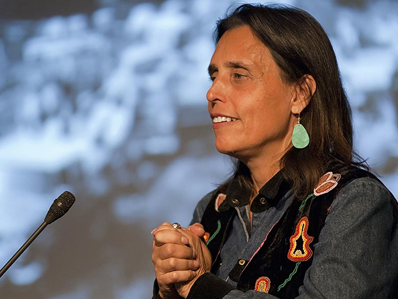 Winona-LaDuke-Anishinabe-Anishinaabe-Anishinaabeg-Anishinabek-Ojibway-Reservat-White-Earth-Minnesota-Uran-Uranium-Kritisches-Netzwerk-Uranatlas-Yellowcake-Gelbkuchen