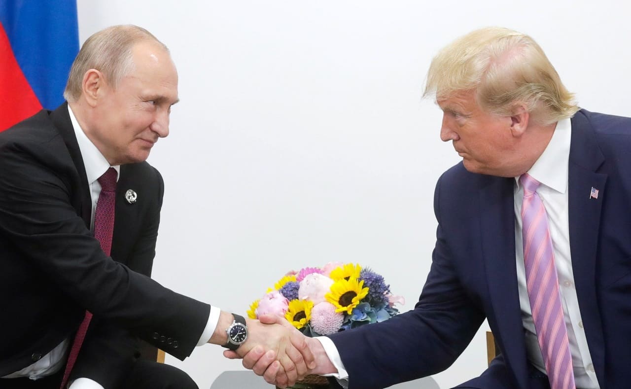 Wladimir-Vladimir-Putin-handshake-2019-G20-Donald-Trump-Krisches-Netzwerk-Kontinentalmacht-Krisenmanager-Kai-Ehlers-Russland-Russische-Foederation-Weltordnung-world-order