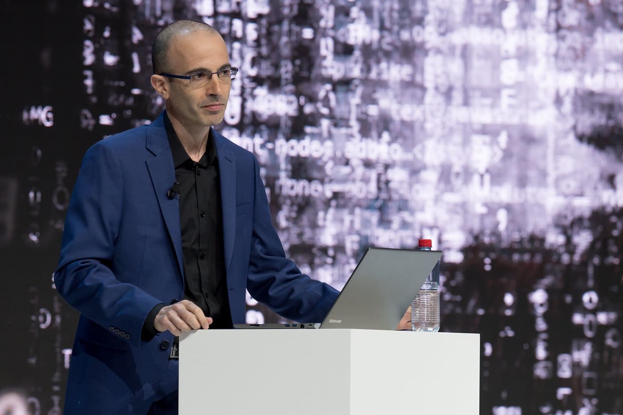 Yuval-Noah-Harari-Zukunftsvision-antimenschliche-Systematik-Entmenschlichung-Elitenfaschismus-Aussortierte-Humanschrott-Kritisches-Netzwerk